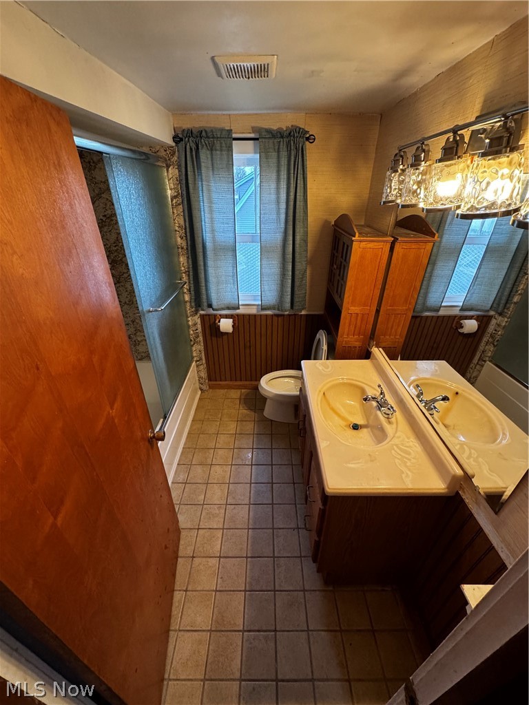 984 Sandusky Street, Conneaut, OH - Photo 5