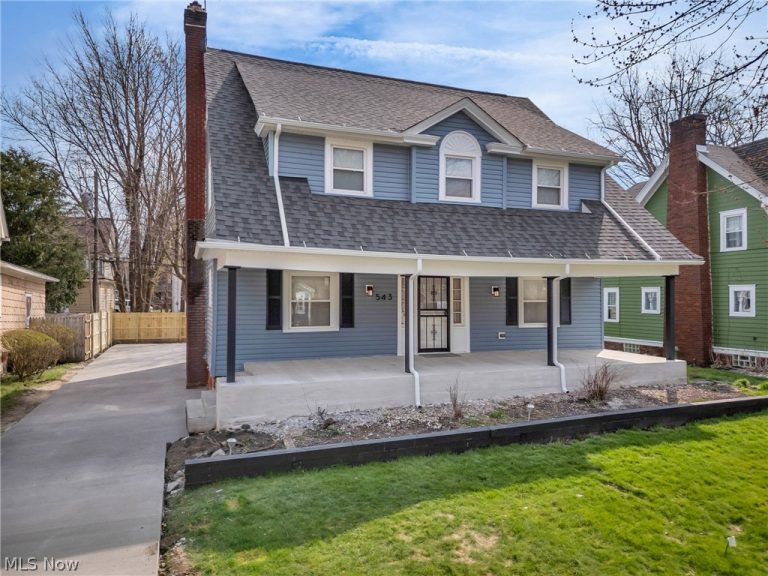 543 Sunset View Drive, Akron, OH - Photo 3