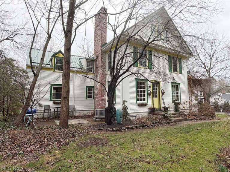 3415 Blackburn Road, Canton, OH - Photo 2