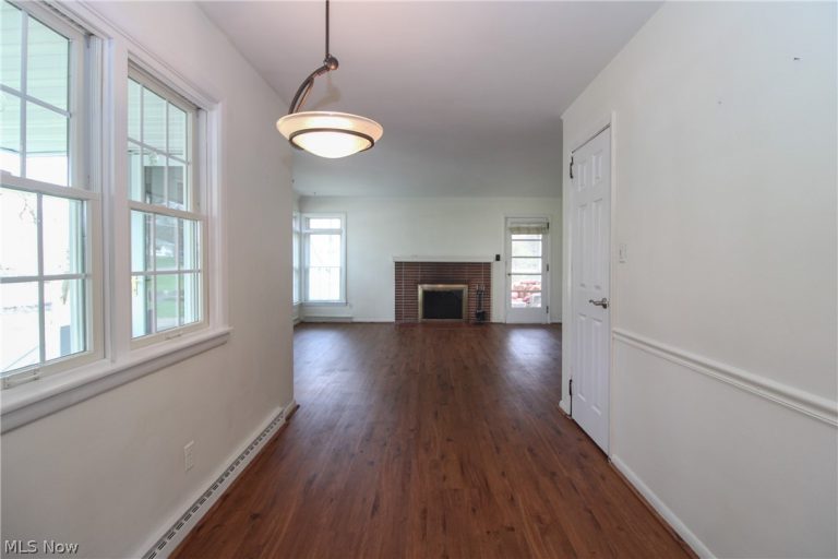 4071 Burgett Lane, Canfield, OH - Photo 8