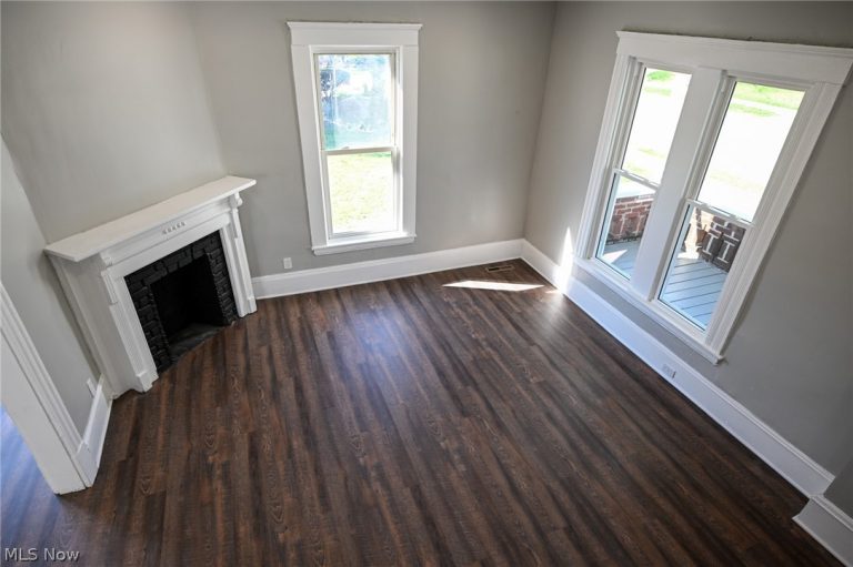 2221 97th Street, Cleveland, OH - Photo 6