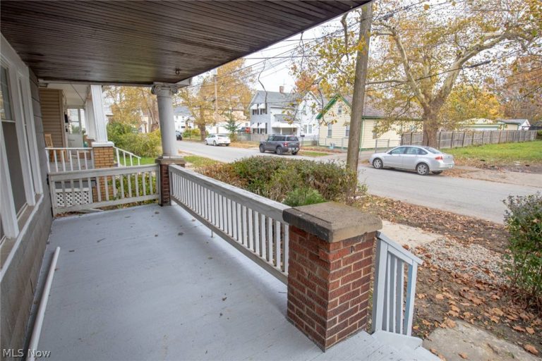 3304 46th Street, Cleveland, OH - Photo 3