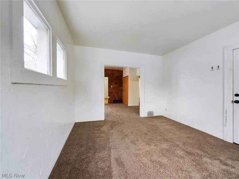 539 Gage Street, Akron, OH - Photo 6