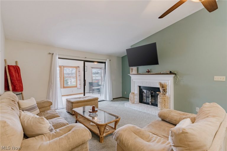 2889 Charing Cross Road, Canton, OH - Photo 4