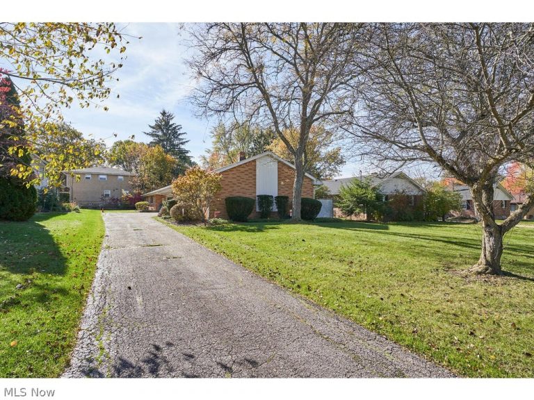2830-2832 Morewood Road, Fairlawn, OH - Photo 5