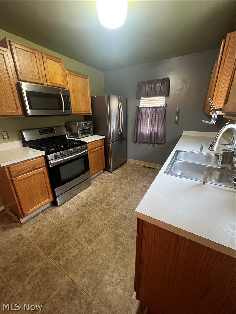 1296 Andrus Street, Akron, OH - Photo 2