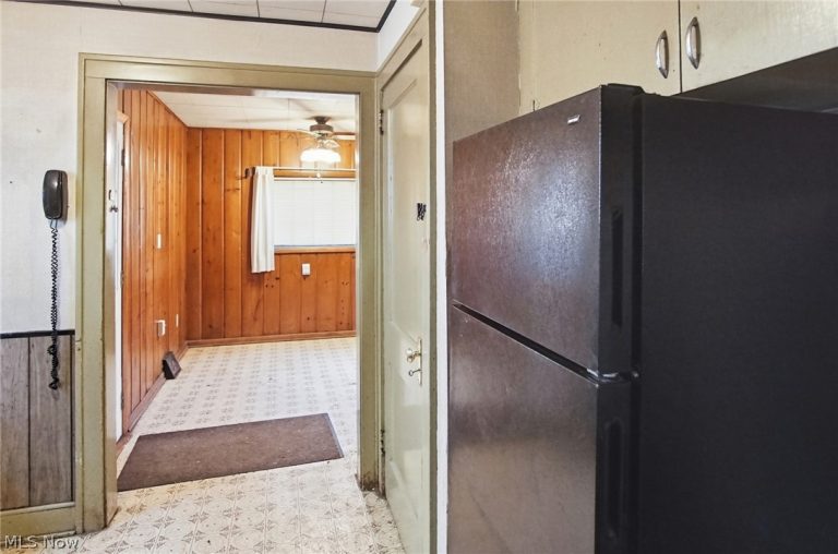 591 Hedden Avenue, Akron, OH - Photo 6