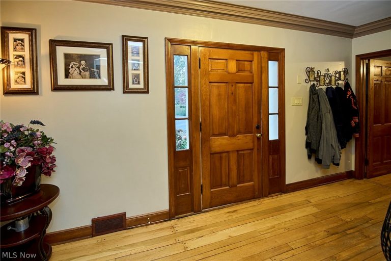 100 Maple Shade Drive, Marietta, OH - Photo 3