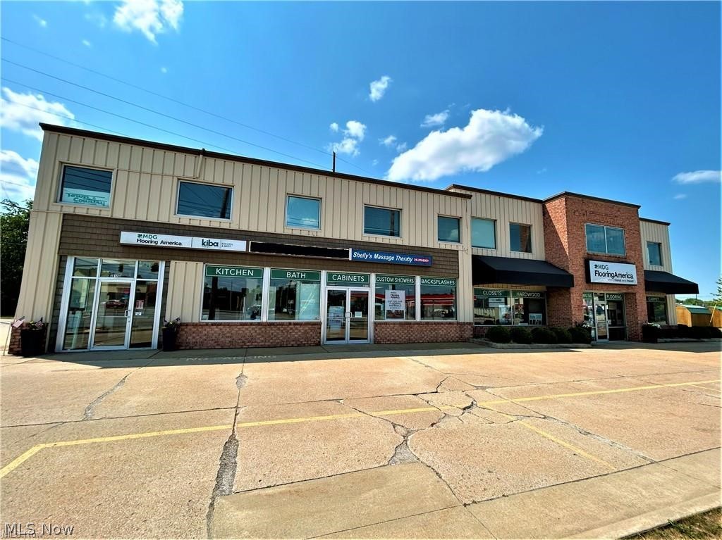 3812 Pearl Road #16-17, Medina, OH