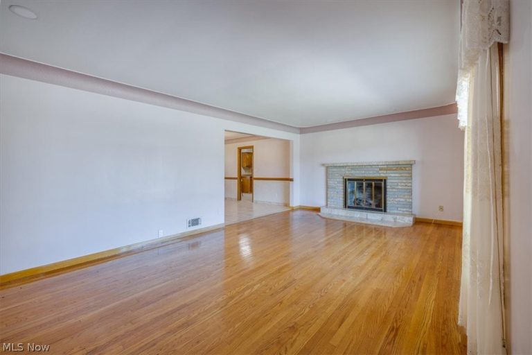 5855 Ridgewood Drive, Parma, OH - Photo 4