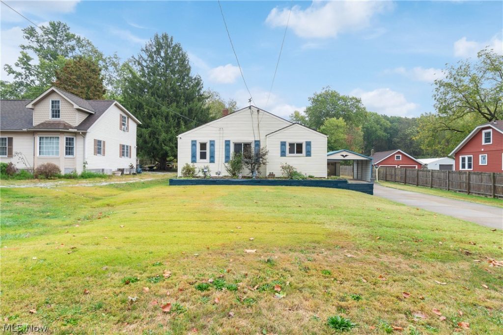 1649 Betz Road, Akron, OH