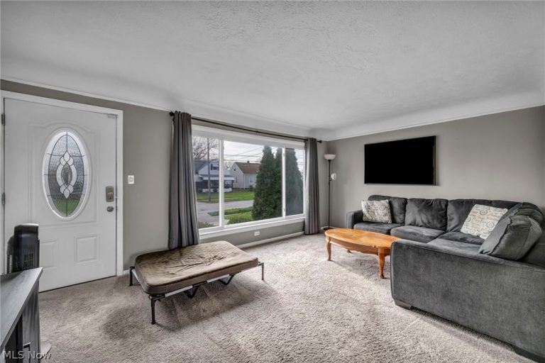5360 131st Street, Garfield Heights, OH - Photo 3