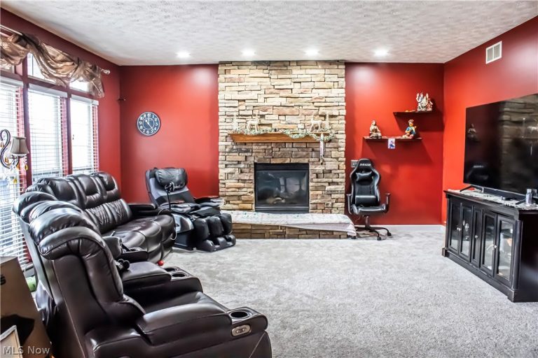 4125 Southwyck Road, Uniontown, OH - Photo 8
