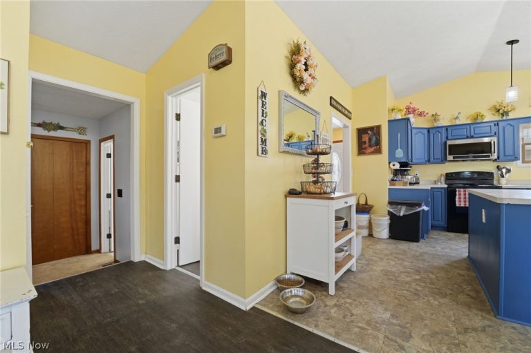 2932 Sexton Road, Geneva, OH - Photo 8