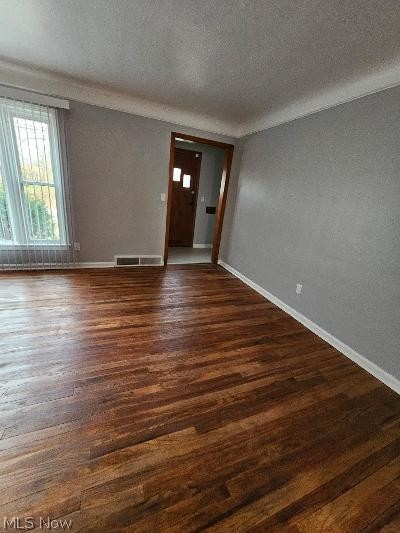 19812 Marvin Road, Warrensville Heights, OH - Photo 4