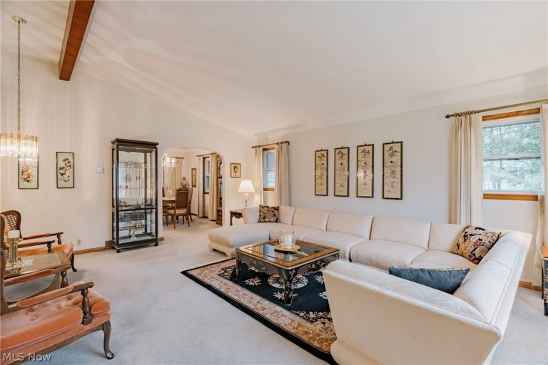 23 Thames Avenue, Bedford, OH - Photo 6