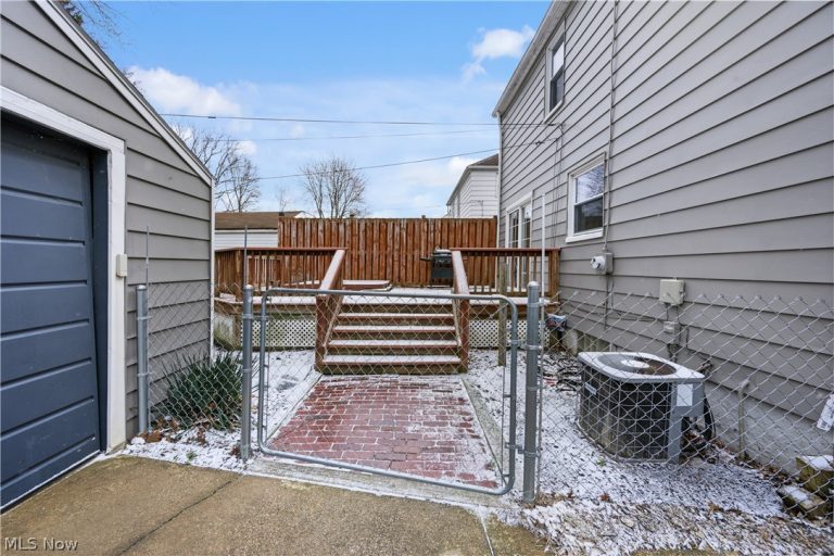 253 Pierce Avenue, Cuyahoga Falls, OH - Photo 5