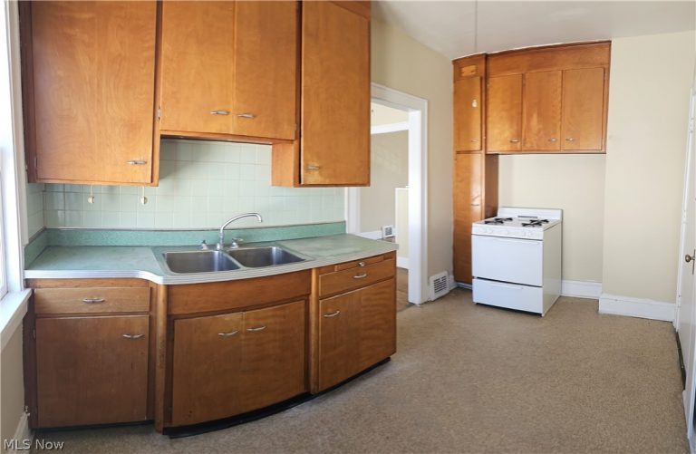 3738 137th Street, Cleveland, OH - Photo 6