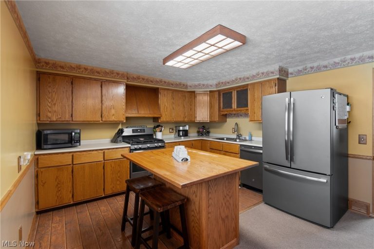 542 Snively Avenue, Massillon, OH - Photo 6