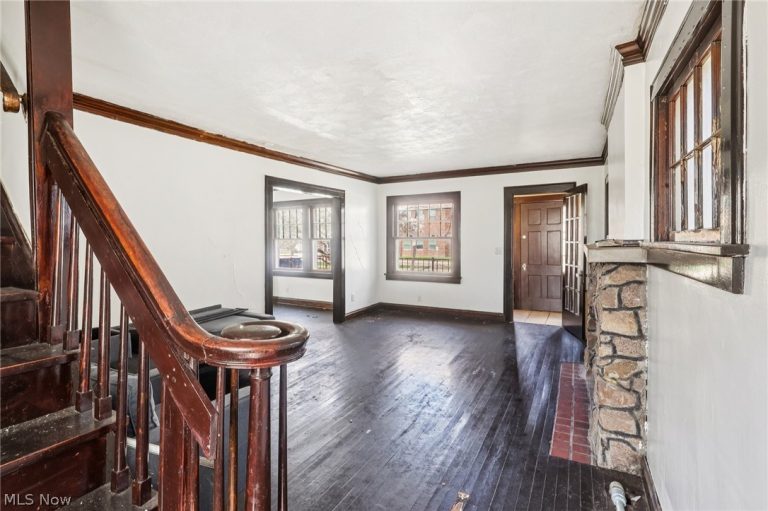 22350 Tracy Avenue, Euclid, OH - Photo 5