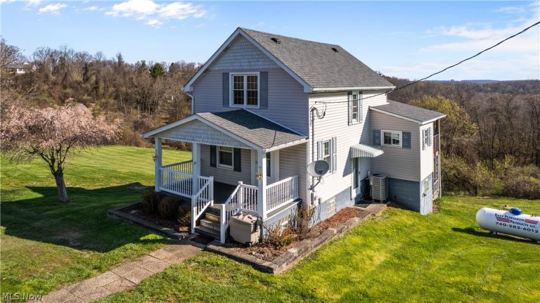 910 Morton Hill Road, Colliers, WV - Photo 3