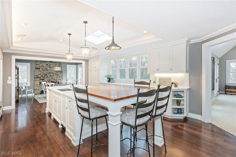 449 Main Street, Chagrin Falls, OH - Photo 5