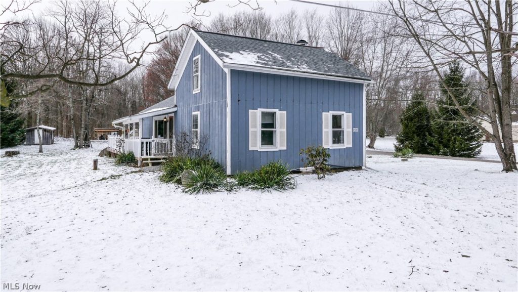 8511 Freedom Road, Windham, OH