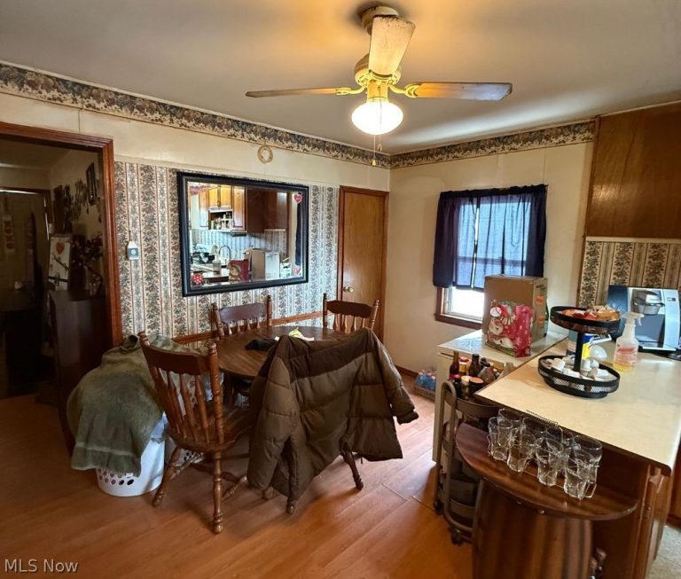 108 Rush Street, Elyria, OH - Photo 6