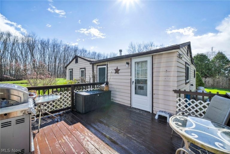 34740 Cooley Road, Columbia Station, OH - Photo 5