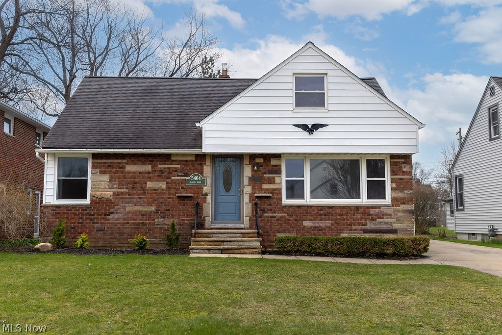 5404 Beacon Road, Lyndhurst, OH