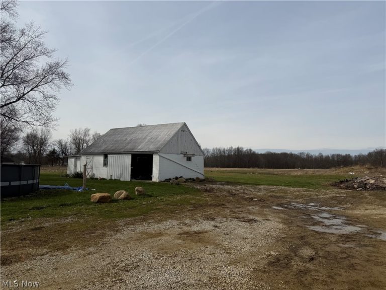 3269 Greenwich Road, Wadsworth, OH - Photo 8