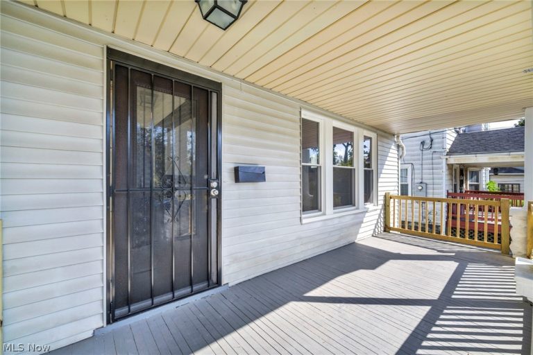 3831 50th Street, Cleveland, OH - Photo 2