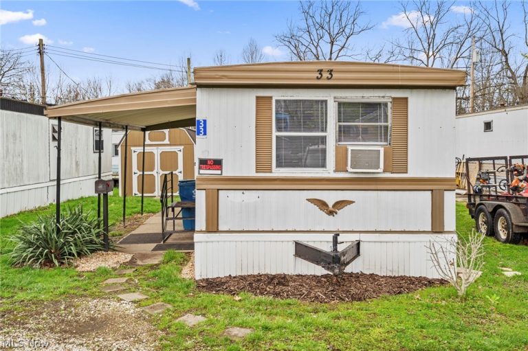 3354 Hilton Street #33, Massillon, OH - Photo 2