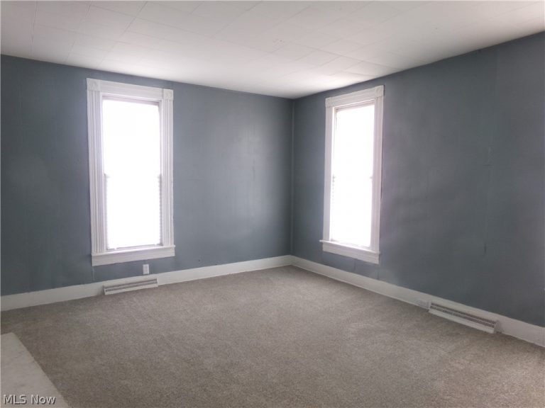 307 12th Street, Coshocton, OH - Photo 5