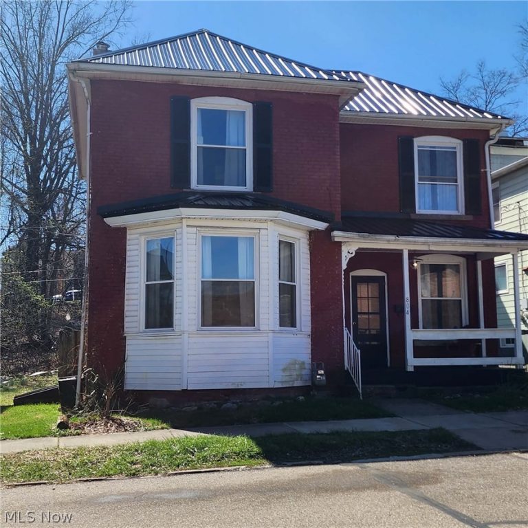 804 Gomber Avenue, Cambridge, OH, 43725