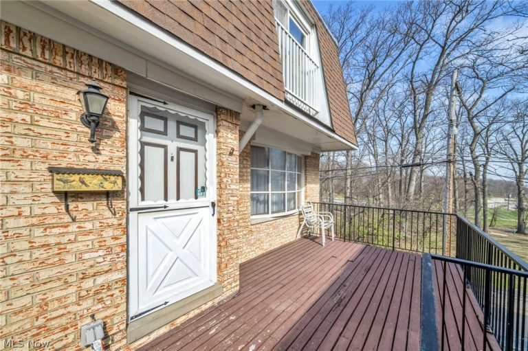 6478 State Road #G6, Parma, OH, 44134