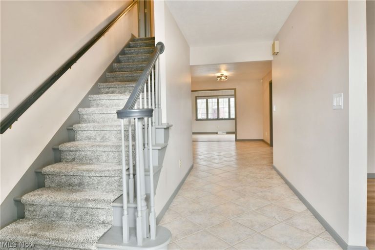 2796 Timberline Drive, Cortland, OH - Photo 4