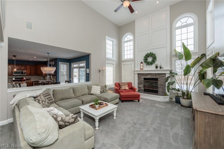 20208 Donegal Lane, Strongsville, OH - Photo 6
