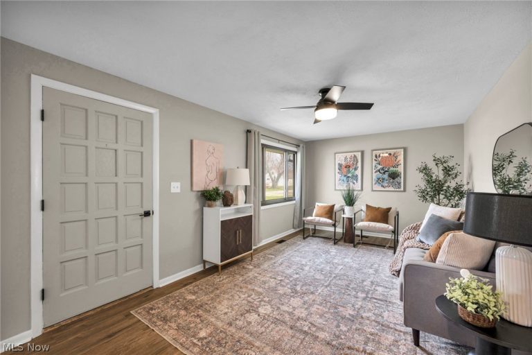 7366 Primrose Drive, Mentor on the Lake, OH - Photo 6