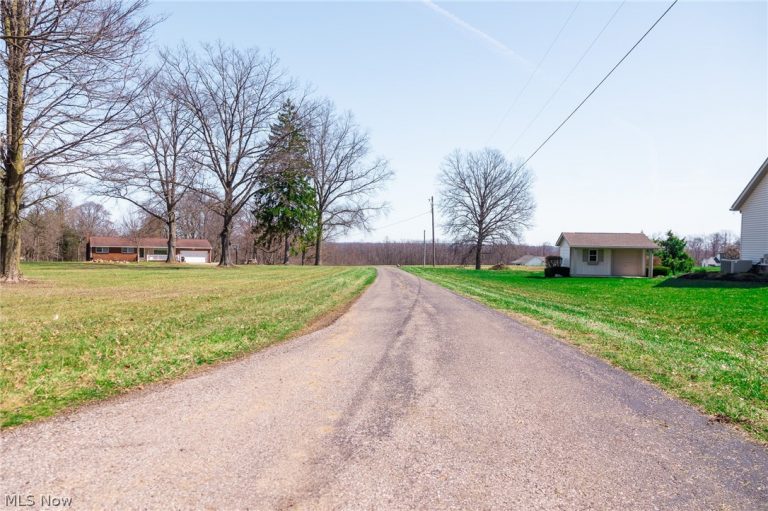 327 Briarhill Street, Rittman, OH - Photo 5