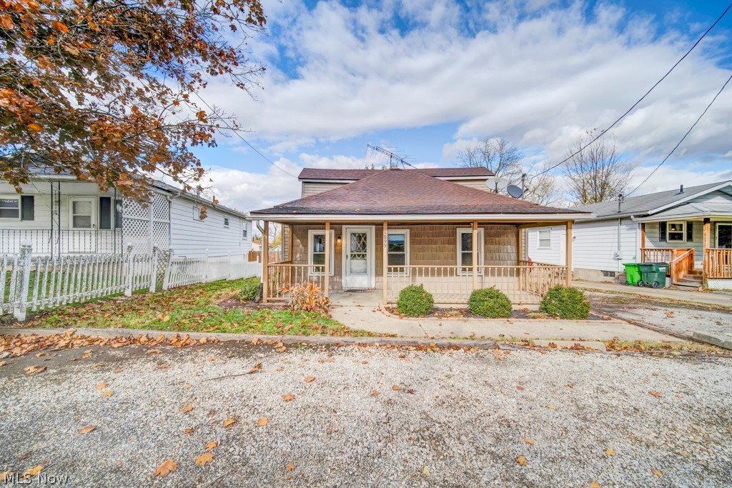1099 Prospect Street, Barberton, OH