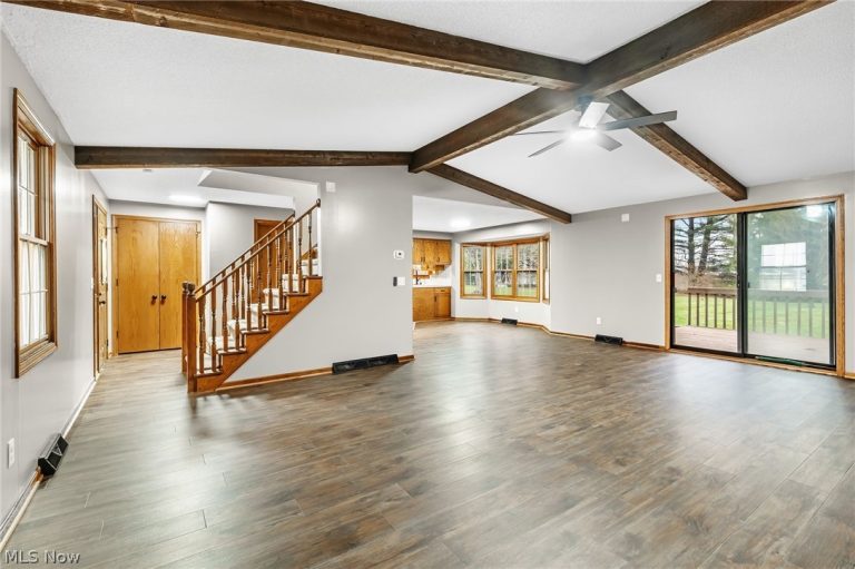 3845 Oakridge Drive, Louisville, OH - Photo 3