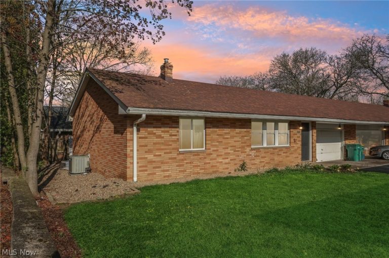 2830-2832 Morewood Road, Fairlawn, OH - Photo 4