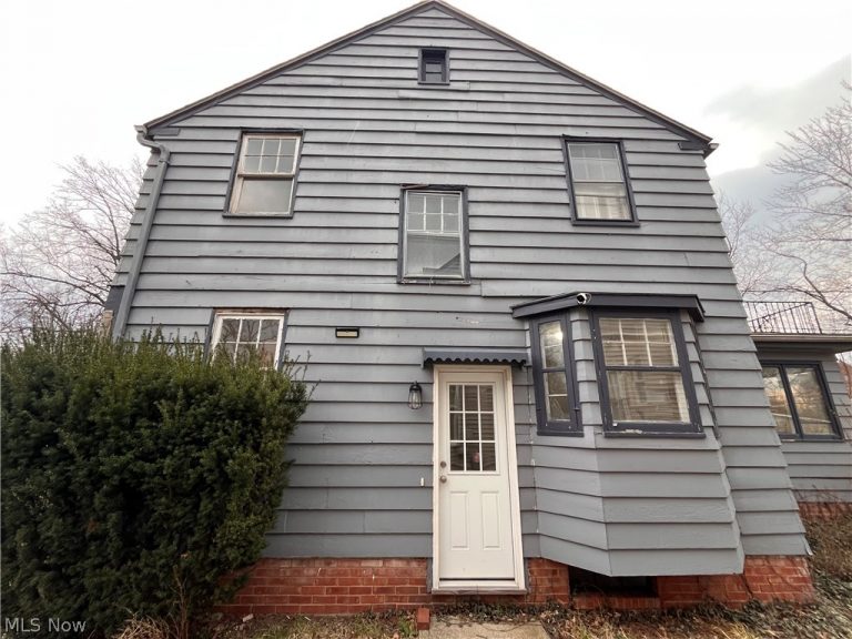 3752 Lowell Road, Cleveland Heights, OH - Photo 2