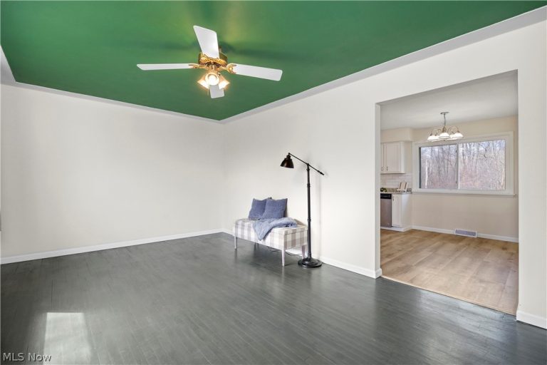 239 Habant Drive, Amherst, OH - Photo 2