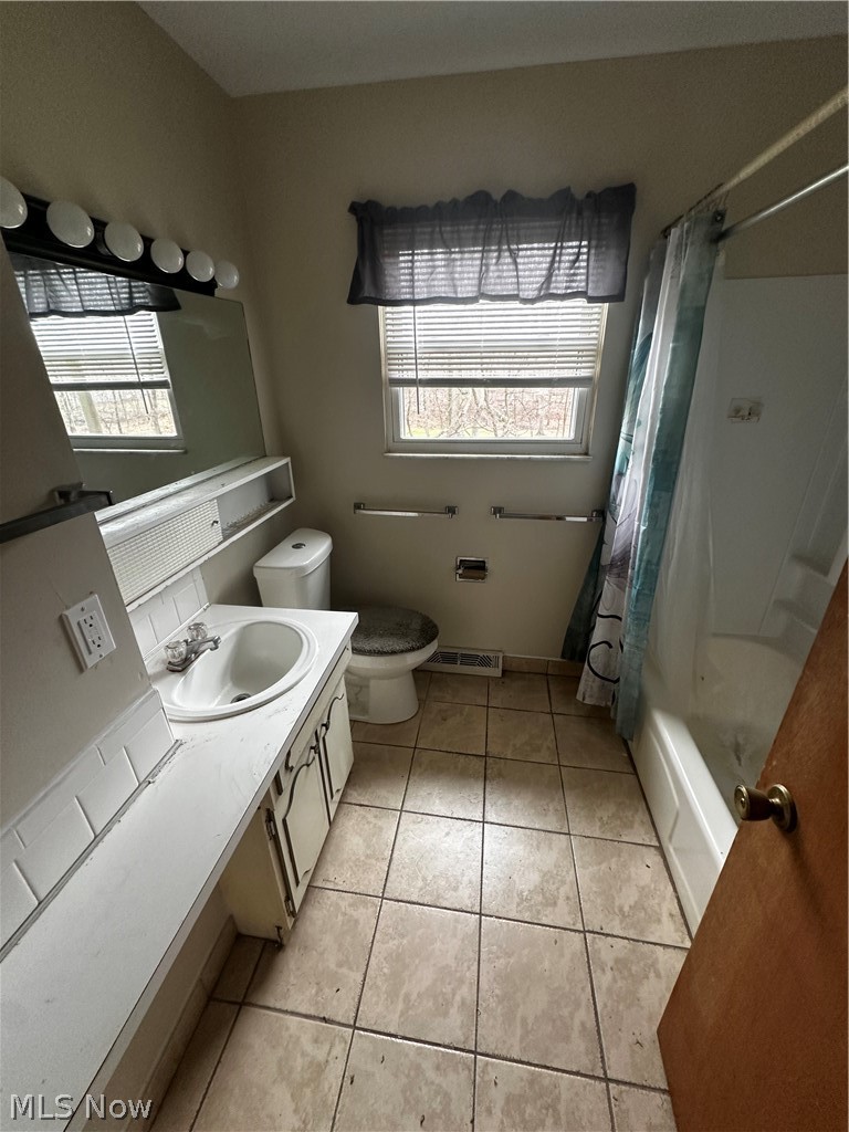 3747 Iona Avenue, Stow, OH - Photo 5