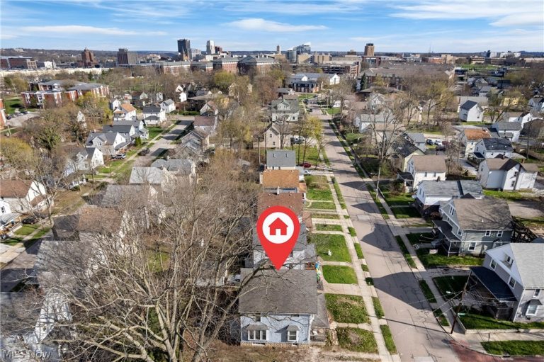 518 Sumner Street, Akron, OH - Photo 3