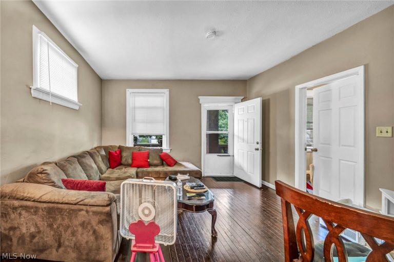 4089 64th Street, Cleveland, OH - Photo 6