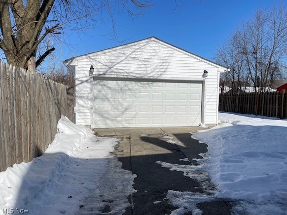 15419 Invermere Avenue, Cleveland, OH - Photo 4