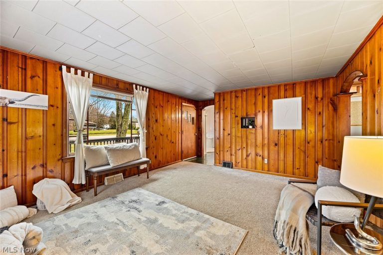 4556 Fishcreek Road, Stow, OH - Photo 6